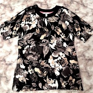Floral Short Sleeve Knit Top